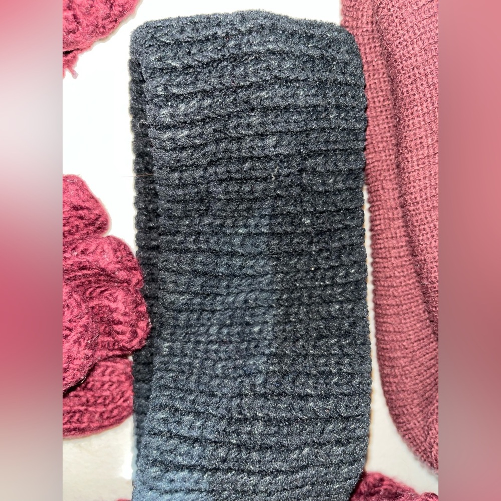 WINTER ACCESSORIES - Picture 2 of 8